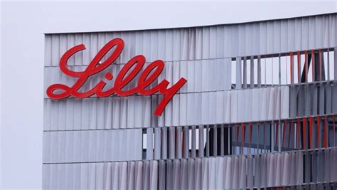 Eli Lilly se fortalece con innovación y expansión de productos, liderando en tratamientos para la diabetes y elevando sus ingresos con nuevas inversiones estratégicas.