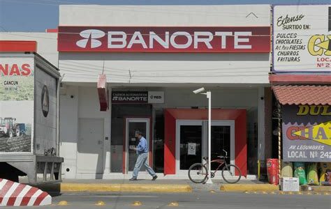 Banorte implementa ajustes estratégicos anticipando la reforma judicial, reforzando el cumplimiento y diversificando su portafolio para mitigar riesgos futuros en el sector financiero mexicano.