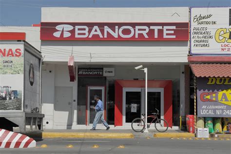 Banorte implementa ajustes estratégicos anticipando la reforma judicial, reforzando el cumplimiento y diversificando su portafolio para mitigar riesgos futuros en el sector financiero mexicano.