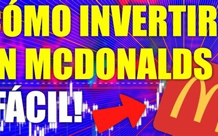 McDonald's enfrenta desafíos con menores márgenes, sin embargo, su innovación digital podría ser una oportunidad de compra a largo plazo para inversionistas visionarios.