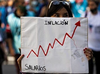 La inflación en EE.UU. supera expectativas; energía y vivienda impulsan alzas. México observa atento por impacto económico potencial.