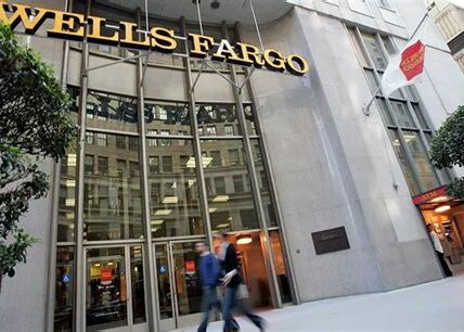 Wells Fargo enfrenta altibajos financieros, pero su enfoque en la transformación digital y estrategias de eficiencia promete posibilidades de crecimiento a fin de año.