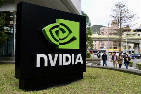 Los resultados de Nvidia y Walmart moldean el panorama del S&P 500, reflejando tendencias clave en tecnología y consumo.