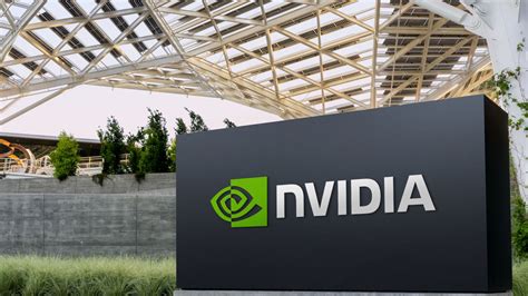 Nvidia sigue brillando en el mercado, impulsada por la demanda de inteligencia artificial y un crecimiento constante, superando expectativas y manteniendo la confianza de inversores.